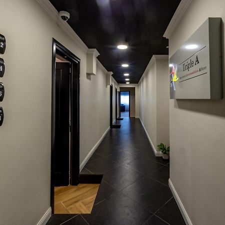 Triple A - Chic & Elegant By The Market - Free Parking! 아테네 외부 사진